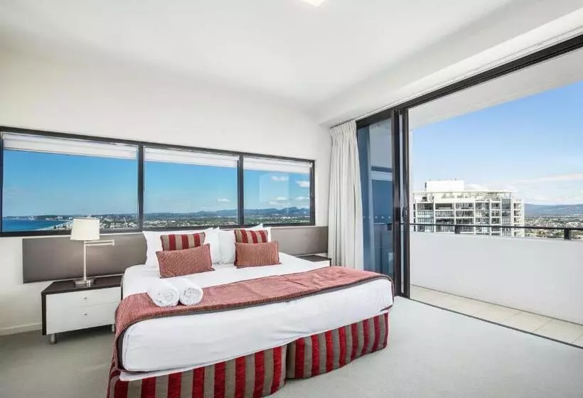 آپارتمان دلوکس 3 خوابه, Ultra Broadbeach