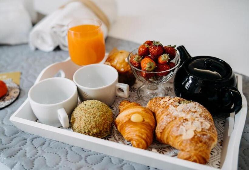 غرفة قياسية فردية, B&b Stramondo