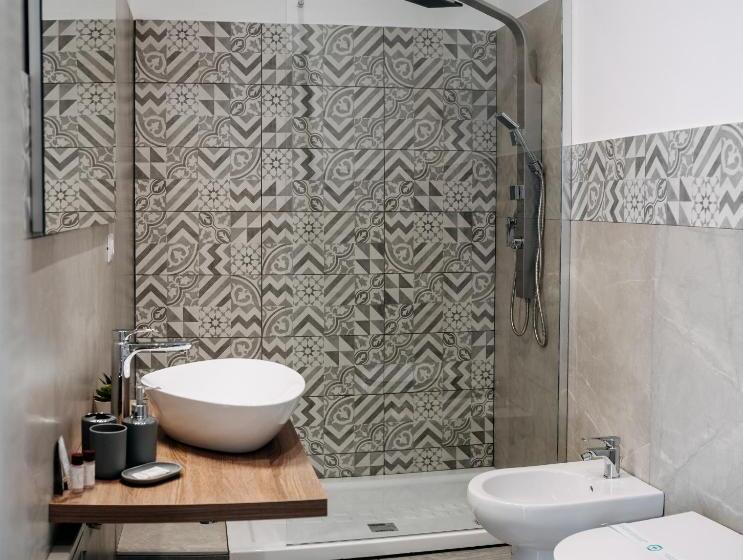 غرفة قياسية ثلاثية, B&b Stramondo