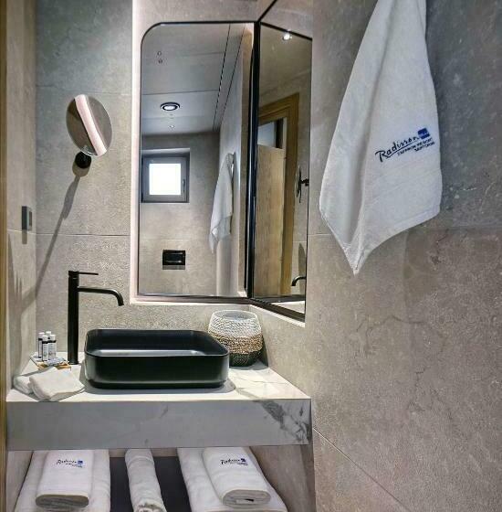 기본룸, Radisson Blu Zaffron Resort, Santorini