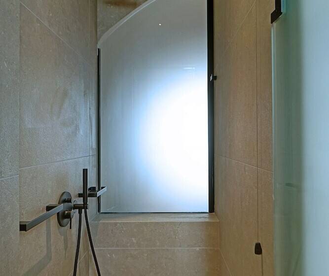 Premium room with terrace, Radisson Blu Zaffron Resort, Santorini