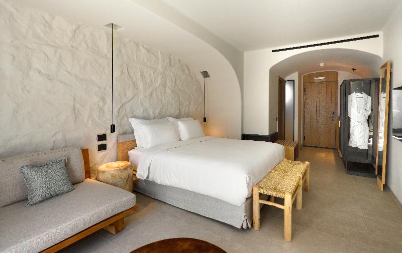 주니어 스위트, Radisson Blu Zaffron Resort, Santorini