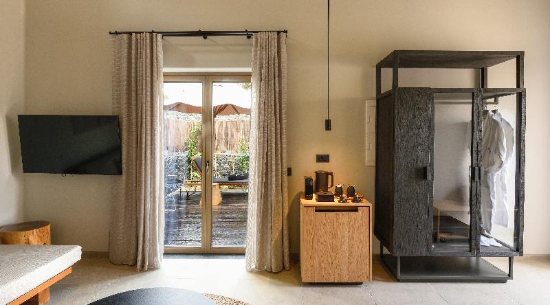 주니어 스위트, Radisson Blu Zaffron Resort, Santorini