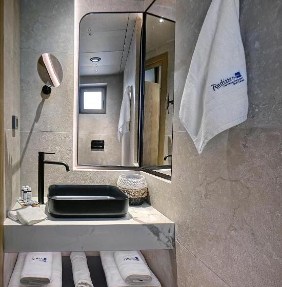 Premium room with terrace, Radisson Blu Zaffron Resort, Santorini