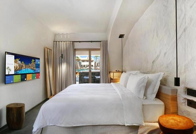 Premium room with terrace, Radisson Blu Zaffron Resort, Santorini