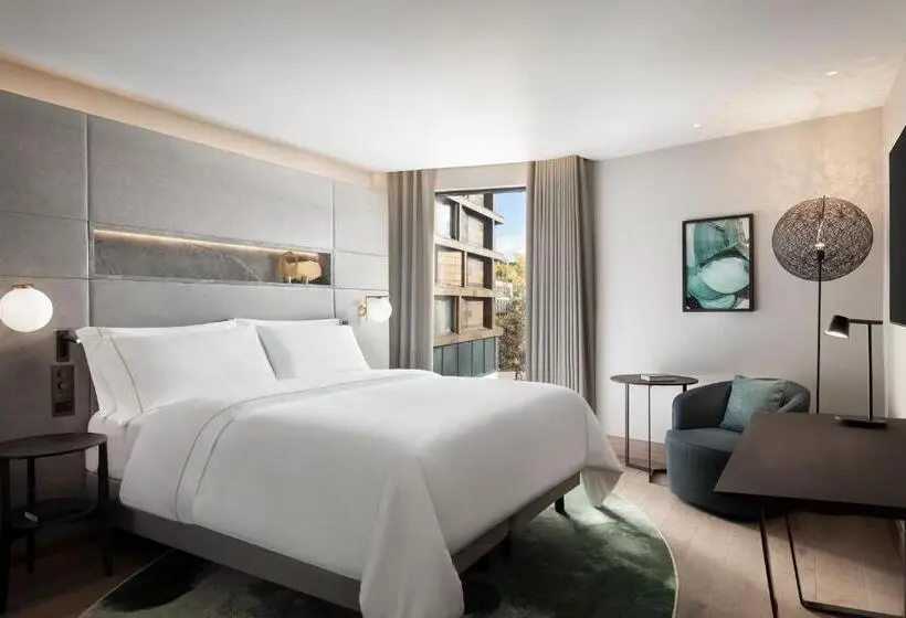 اتاق کلاسیک با تخت دونفره, The Westin London City