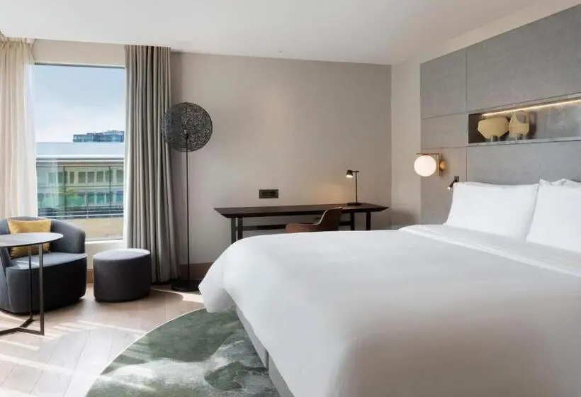 اتاق پرستیژ, The Westin London City