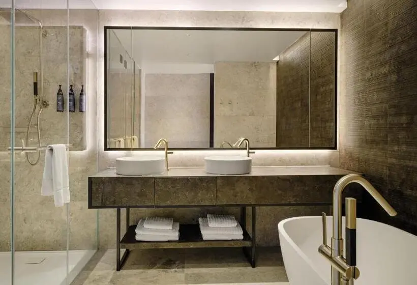 آپارتمان 3 خوابه, The Westin London City