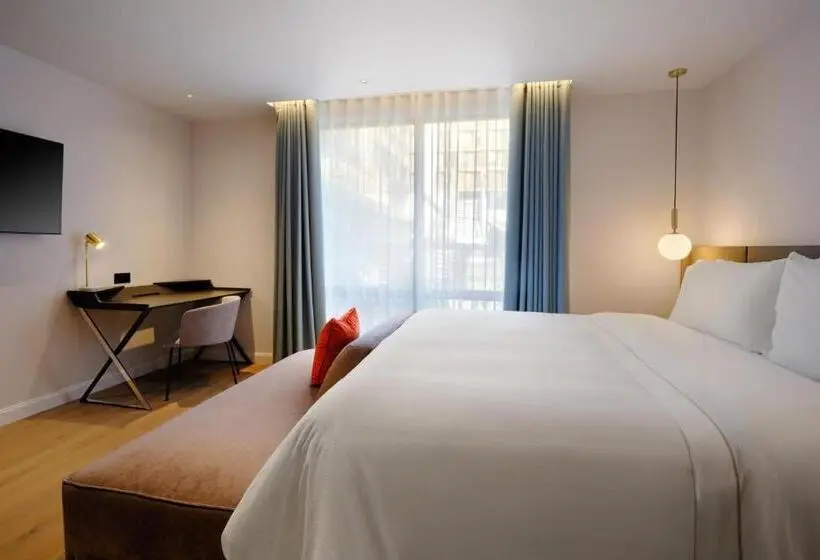آپارتمان 3 خوابه, The Westin London City
