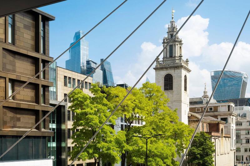 غرفة كلاسيكية سرير كينج, The Westin London City