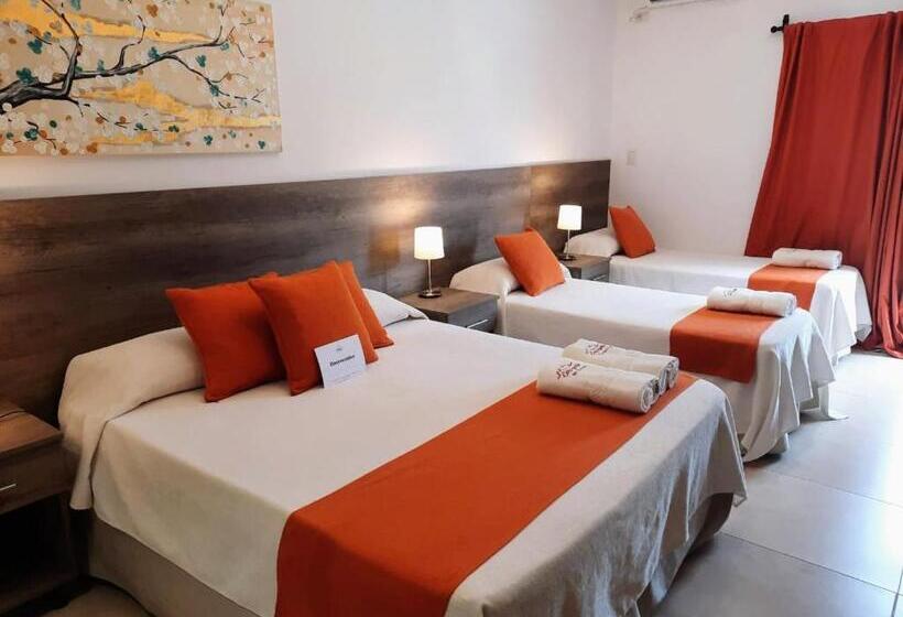 Четырехместный Номер Стандарт Вид на Сад, Luna De Cafayate Hotel Boutique