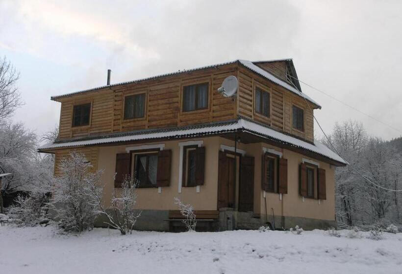 خانه 1 خوابه, Arnika Tatariv