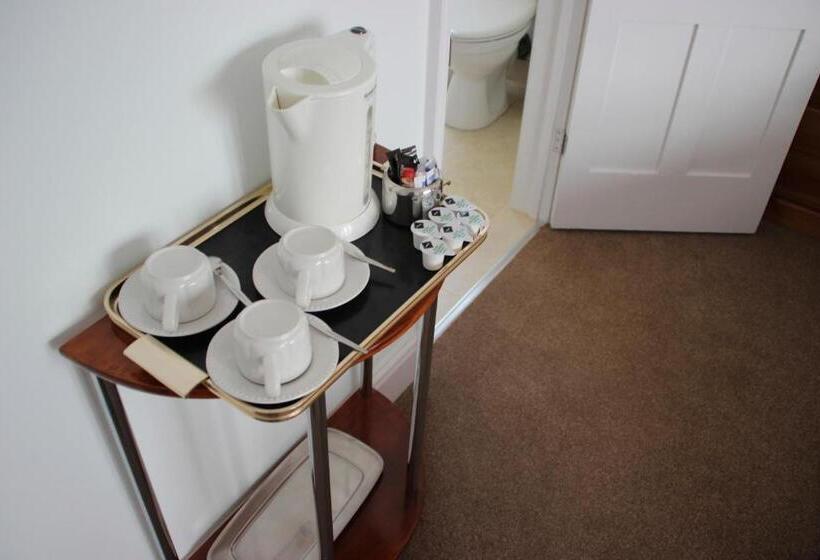 Семейный Номер, Filton Guest House