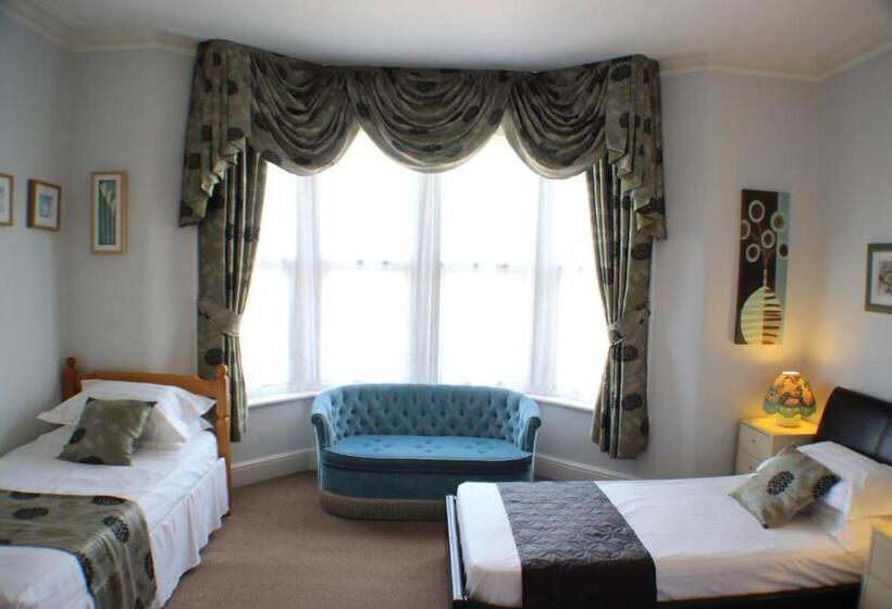 스탠다드 트리플 룸, Filton Guest House