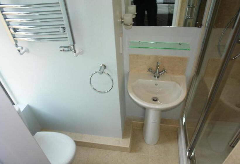 스탠다드 트리플 룸, Filton Guest House