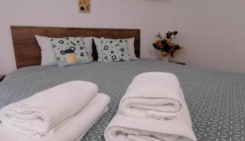 침실 1개 주택, Pensiunea Rozelor Stațiunea Climaterică Sâmbăta