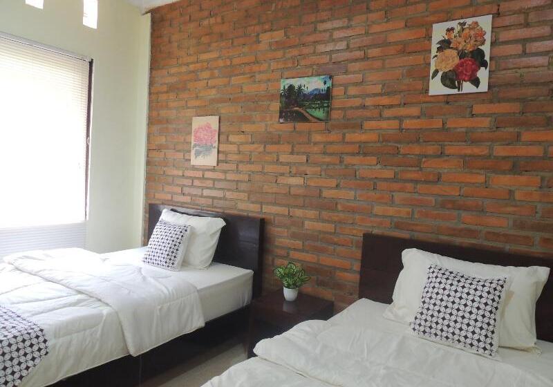 Superior-Zimmer, Srikayah Syariah By Ndalem Beong