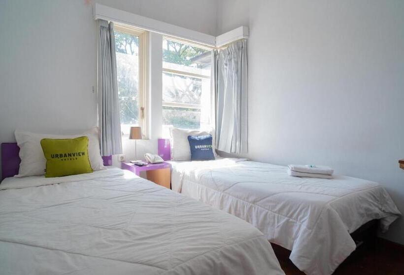 Habitació Superior, Urbanview Hotel Fif Fa Syariah Kauman Malang