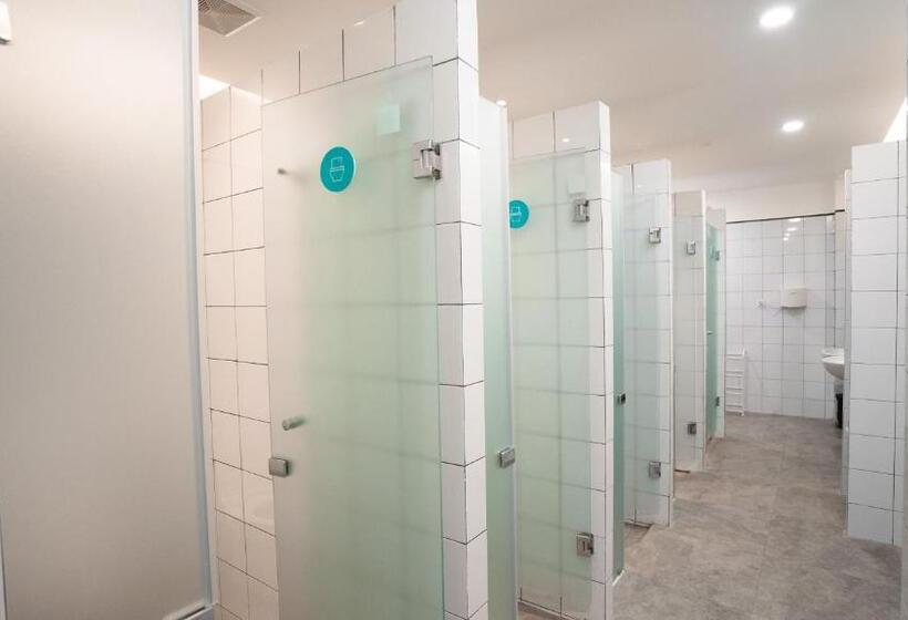 غرفة قياسية فردية, Bobopod Malioboro, Yogyakarta