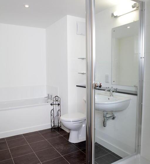 带1个卧室的带阳台的公寓, The Highland Club