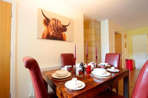 低层单卧公寓, The Highland Club