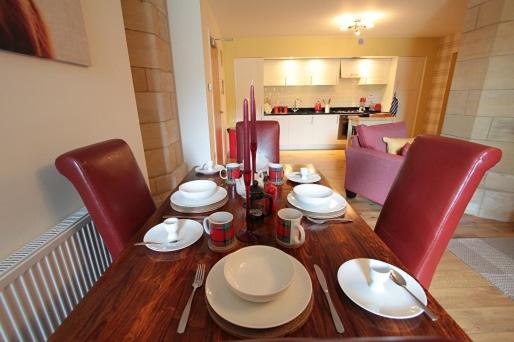 低层单卧公寓, The Highland Club