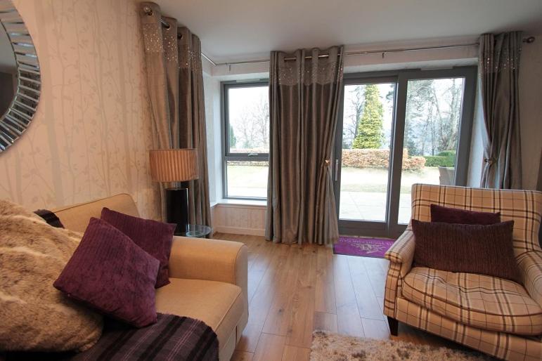 带1个卧室的带阳台的公寓, The Highland Club