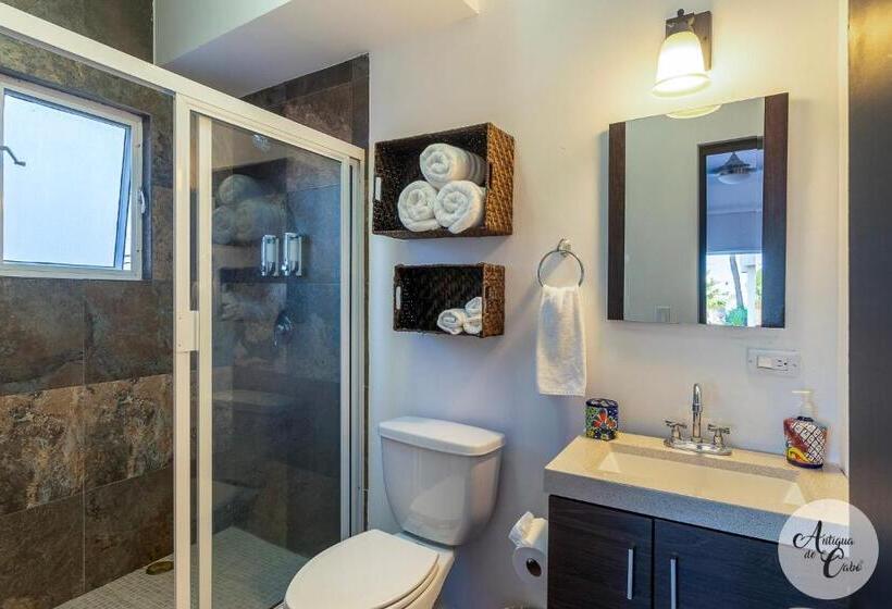 デラックススタジオ, Antigua De Cabo