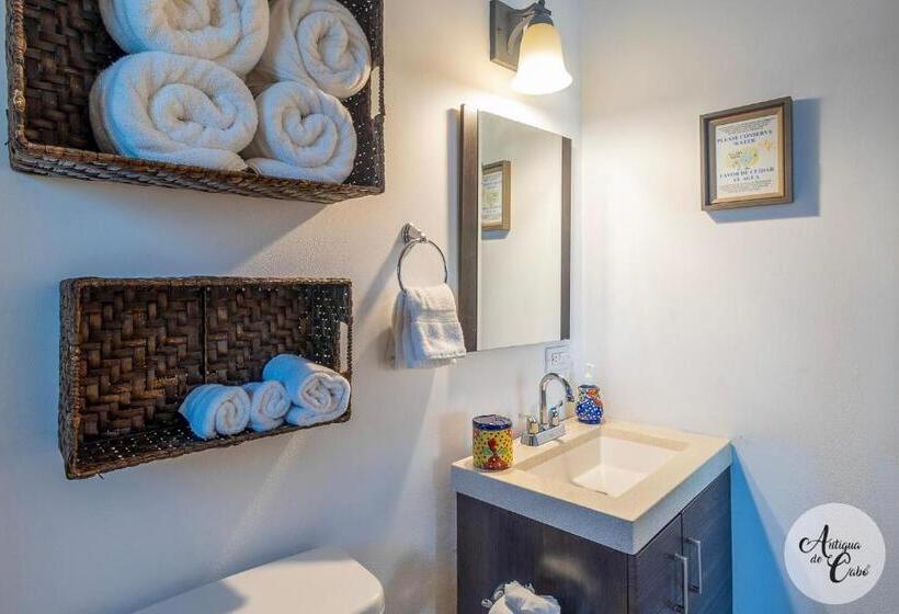 デラックススタジオ, Antigua De Cabo