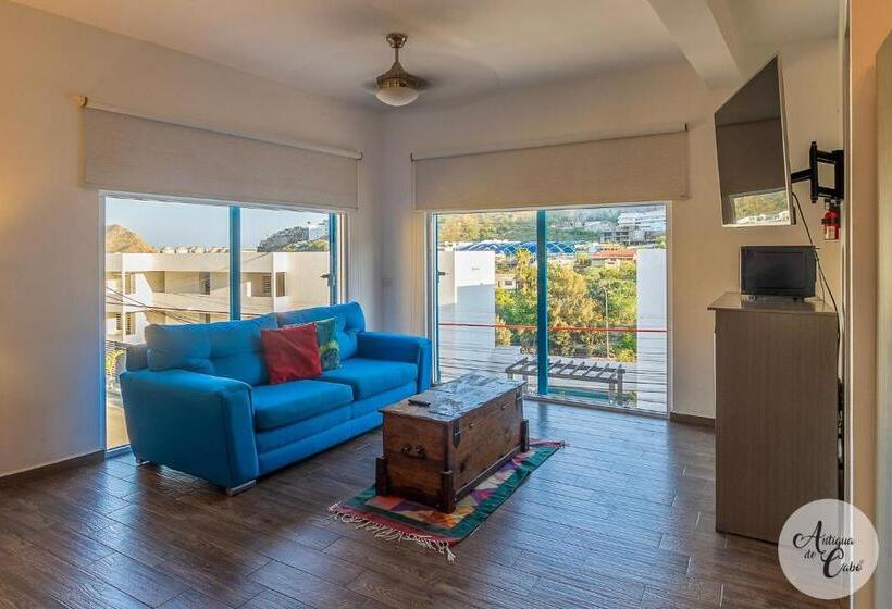 デラックススタジオ, Antigua De Cabo