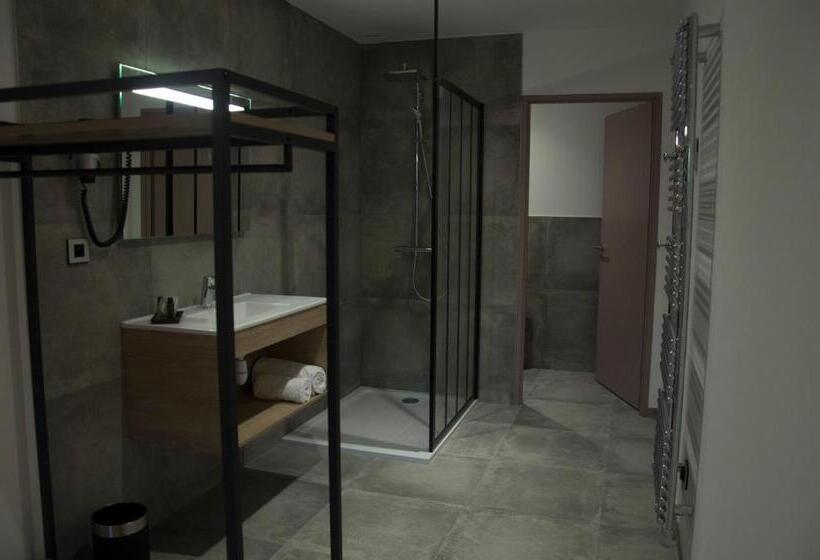 חדר סטנדרט, Aux Platanes