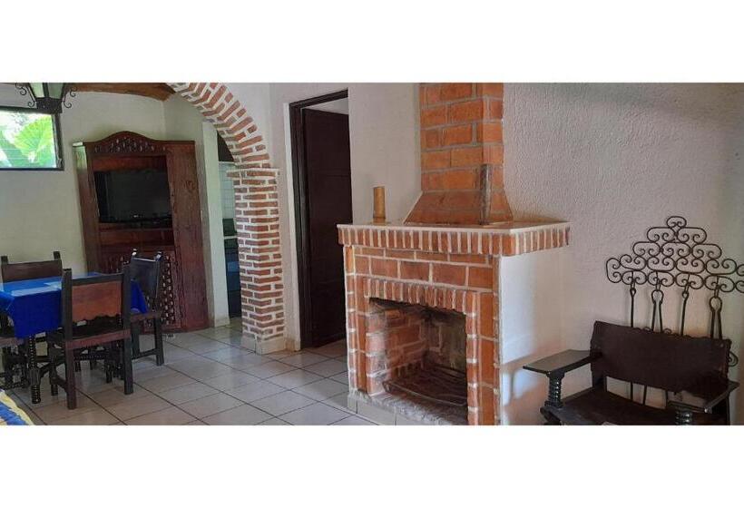 شقة غرفتين, Capital O Posada Del Pescador