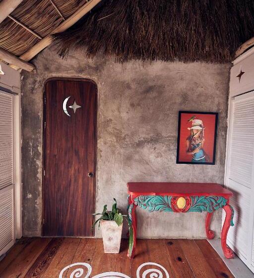 オーシャンビュースタンダードルーム, Casa Love