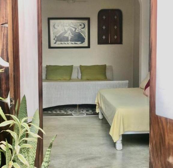 スタンダードルーム, Casa Love