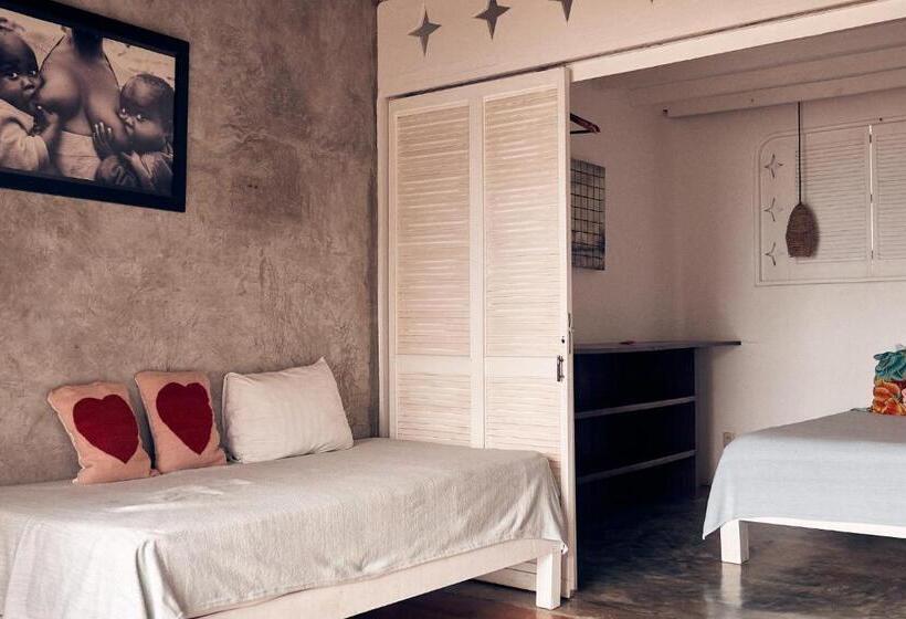 Triple Room Sea View, Casa Love