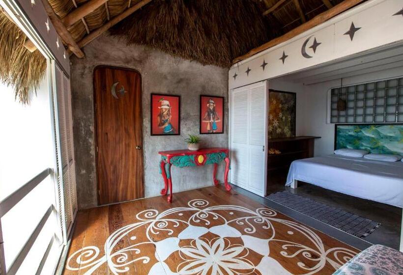 オーシャンビュースタンダードルーム, Casa Love