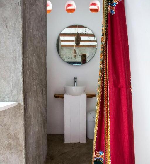 スタンダードルーム, Casa Love