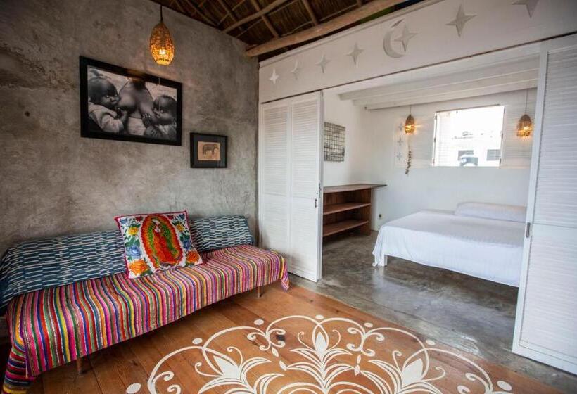 Triple Room Sea View, Casa Love