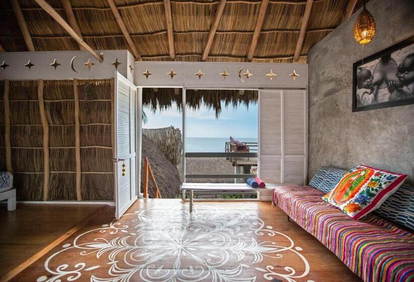 Triple Room Sea View, Casa Love