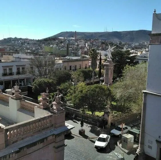 اتاق استاندارد, Condesa