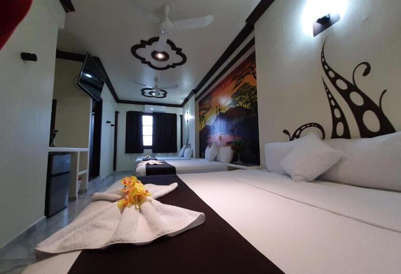 スタンダードトリプルルーム, Diamante