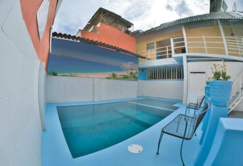 Номер Стандарт, San Carlos