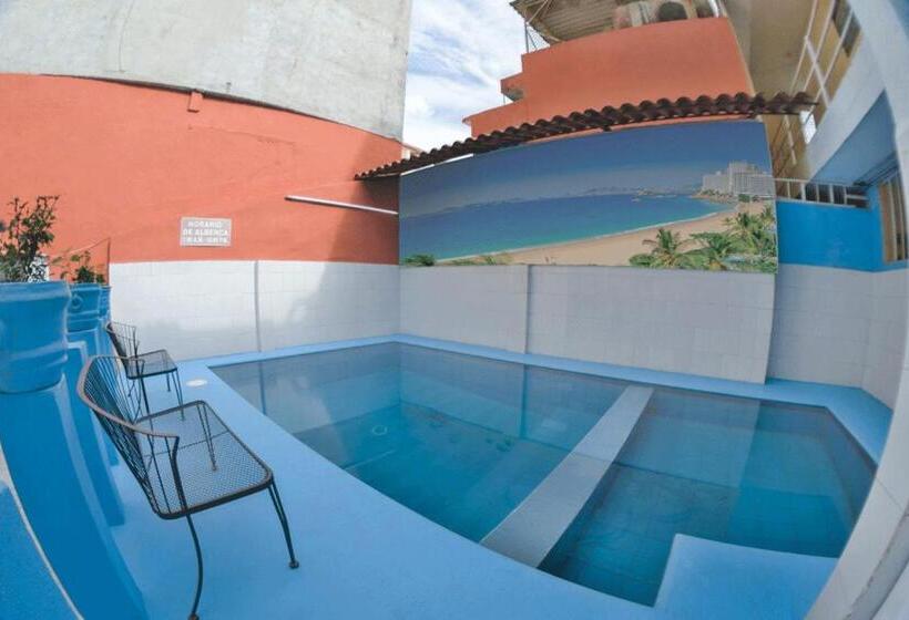 Номер Стандарт Трехместный, San Carlos