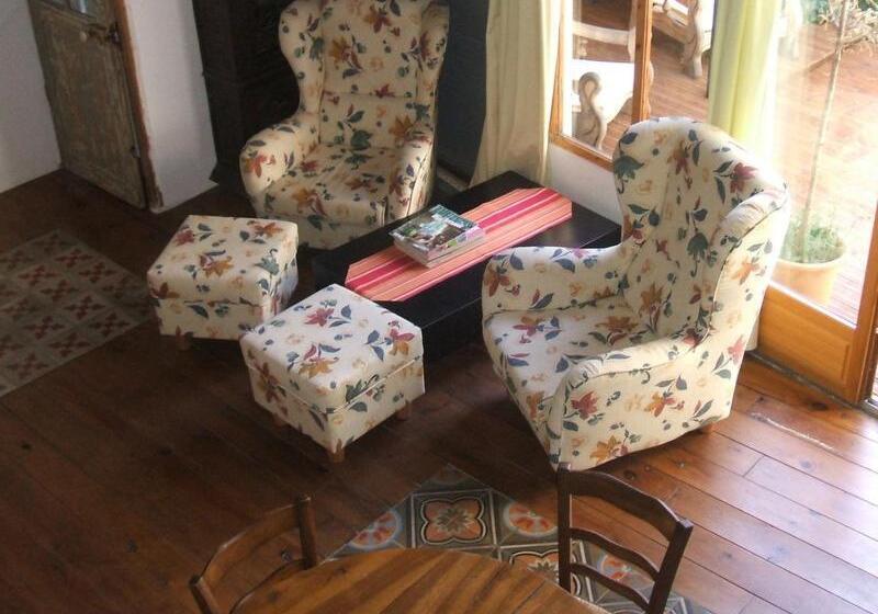 غرفة عائلية, La Vigne Bleue