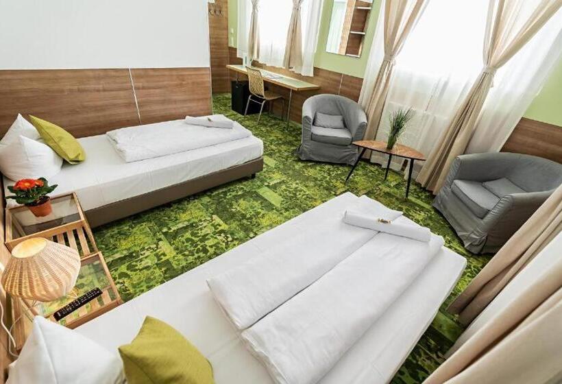 إستوديو قياسى, 24seven Apartments Self Check In