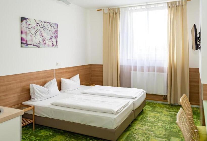 إستوديو قياسى, 24seven Apartments Self Check In