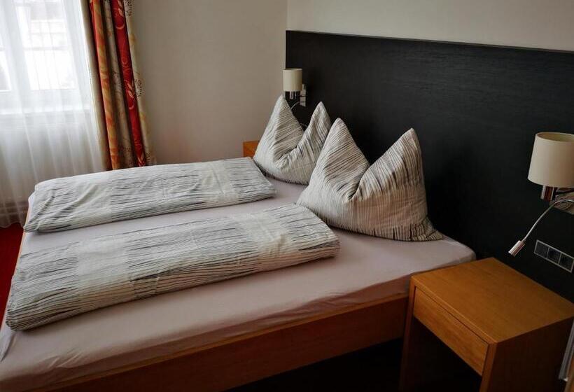 غرفة قياسية, Altenbergerhof