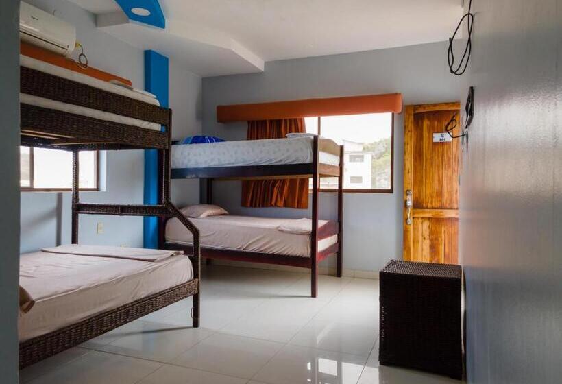 חדר סטנדרט לארבעה, Sol Y Playa Montañita