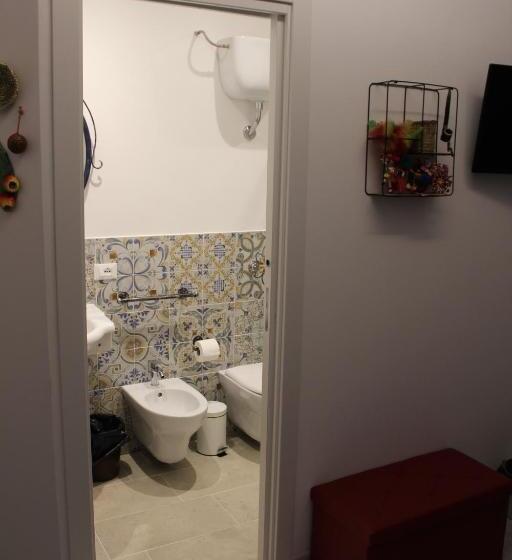 חדר סטנדרט, Cocciu D Amuri