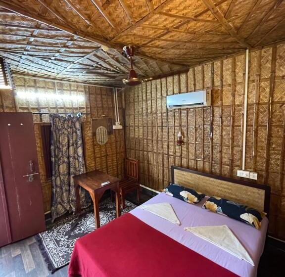 اتاق لوکس, Hostelexp, Varkala   A Beach Town Hostel